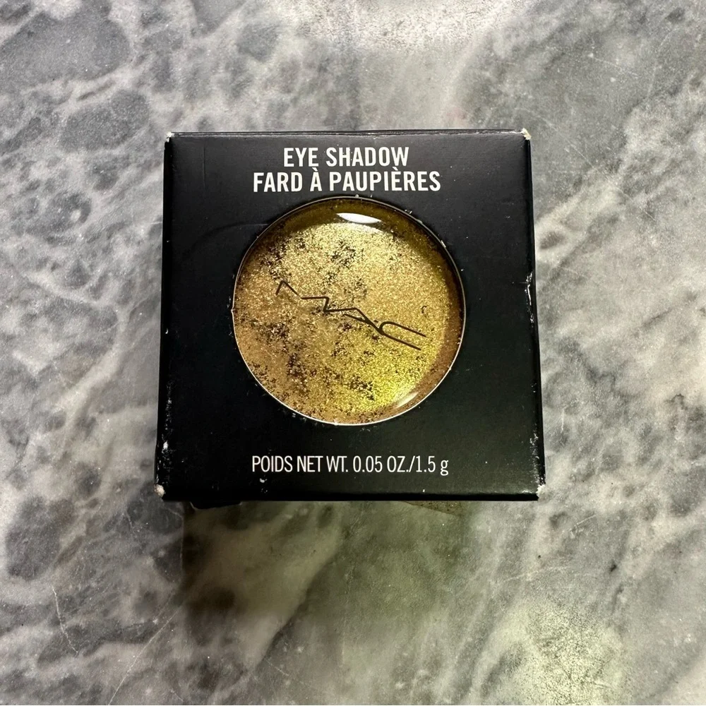 Mac Cosmetics Eye Shadow If It Ain’t‎ Baroque Frost